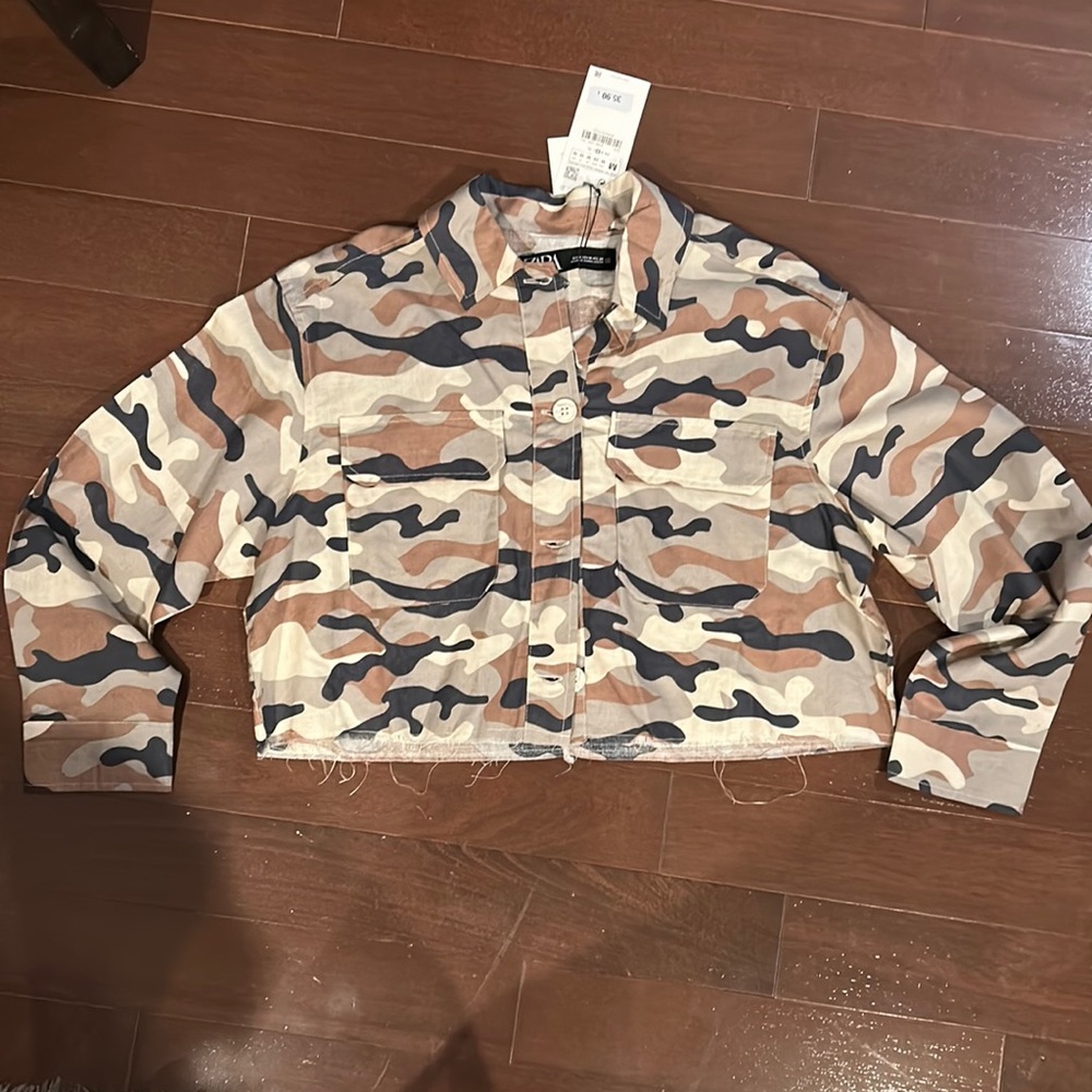 Zara Cargo crop top